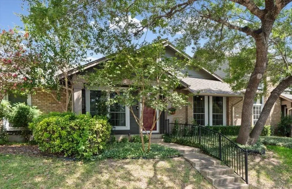1015 E Yager Lane Austin TX 78753