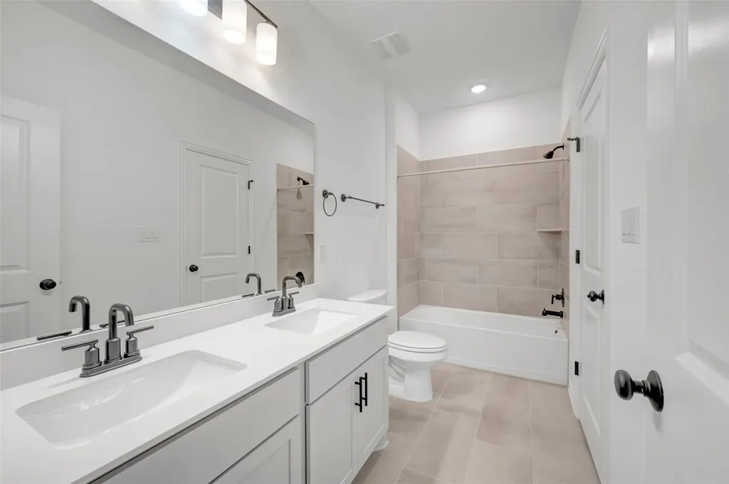 564 Darley Oak Drive Dripping Springs TX 78620