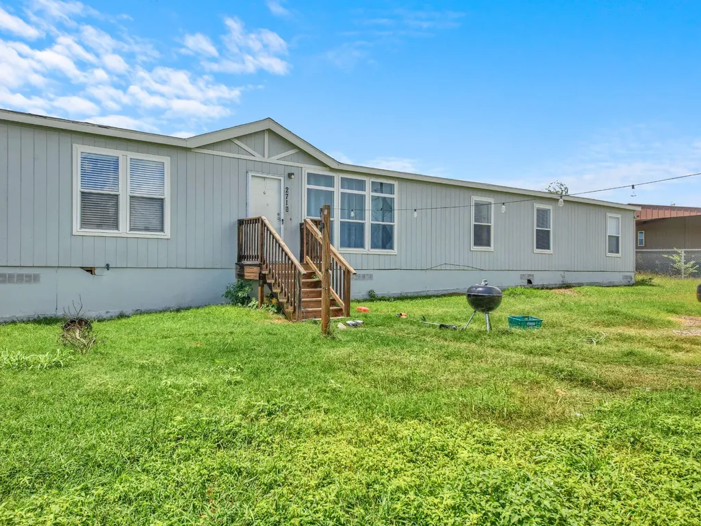 271 Alma Lane Kyle TX 78640