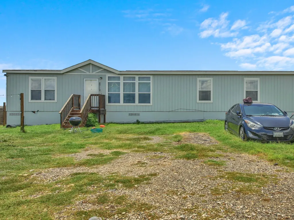 271 Alma Lane Kyle TX 78640