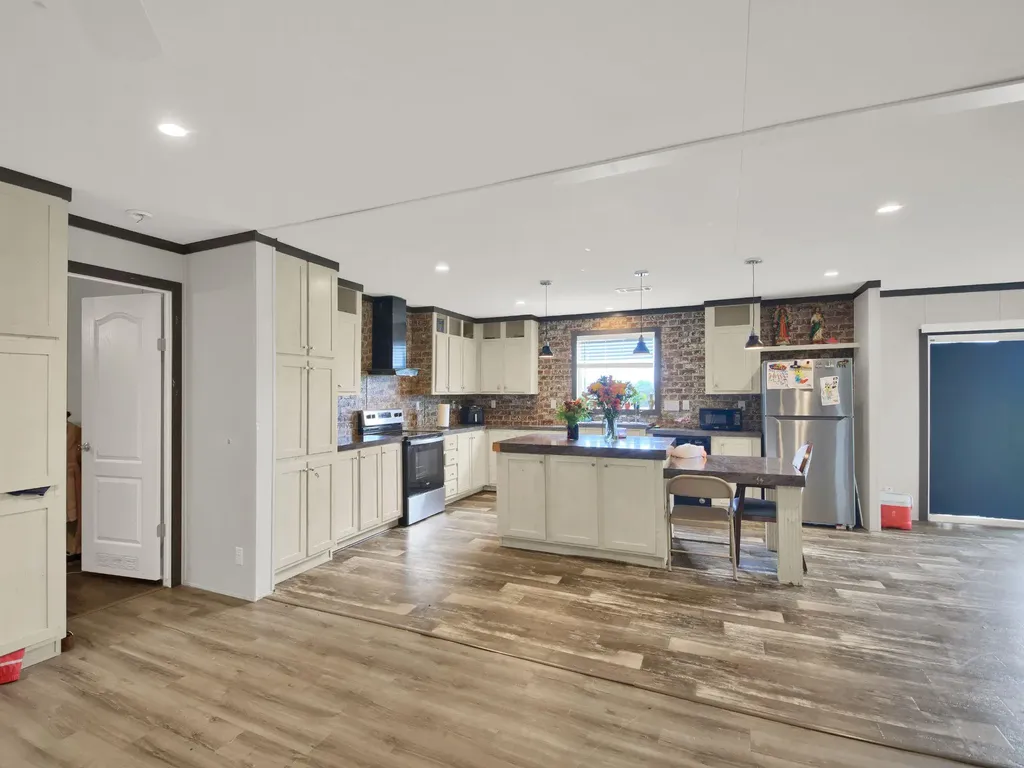 271 Alma Lane Kyle TX 78640