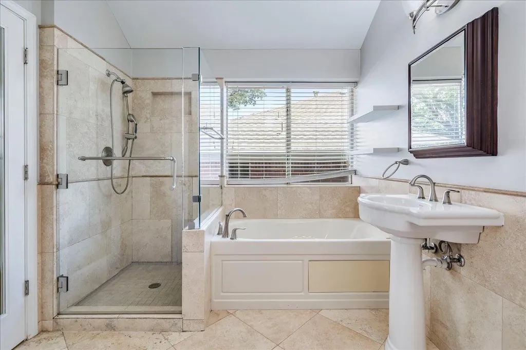 6530 Needham Lane Austin TX 78739