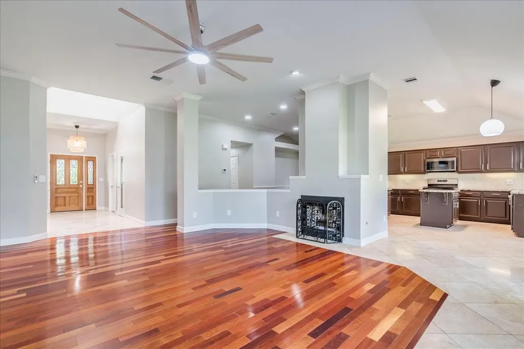 6530 Needham Lane Austin TX 78739