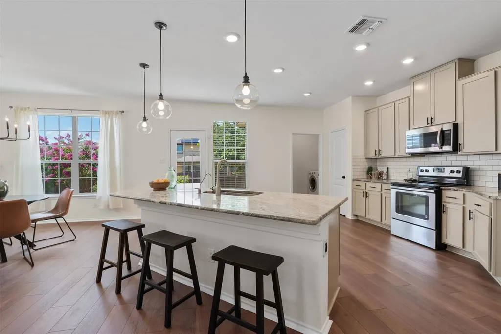 330 Reunion Lane Georgetown TX 78626