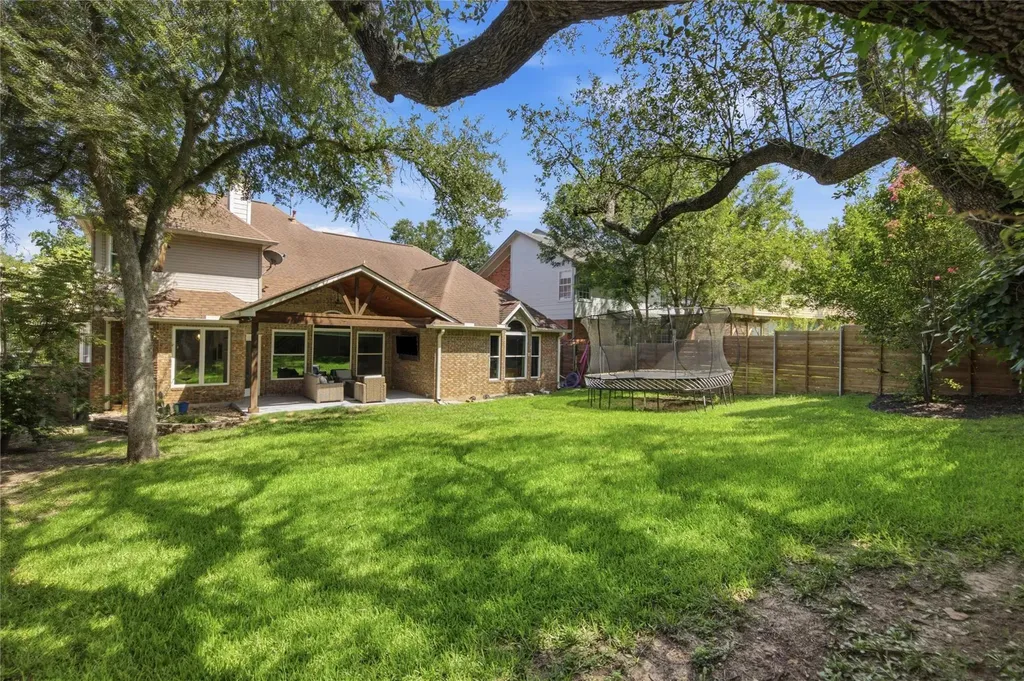 10502 Walpole Lane Austin TX 78739