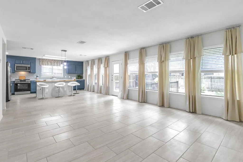 1413 Baffin Cove Round Rock TX 78664