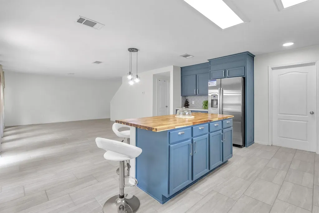 1413 Baffin Cove Round Rock TX 78664