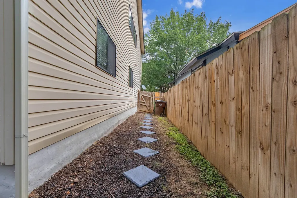 1413 Baffin Cove Round Rock TX 78664