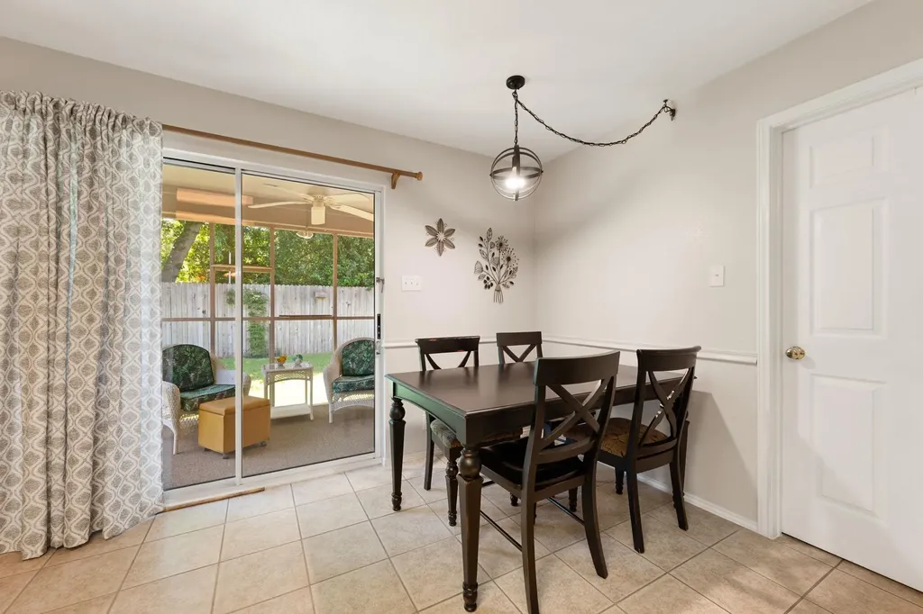 2103 Garrison Drive Leander TX 78641