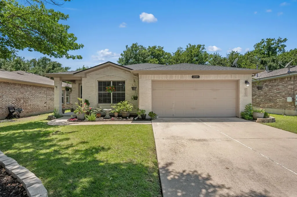 2103 Garrison Drive Leander TX 78641