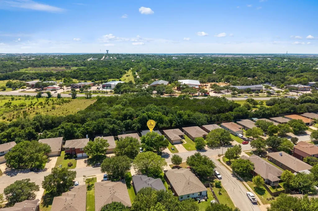 2103 Garrison Drive Leander TX 78641