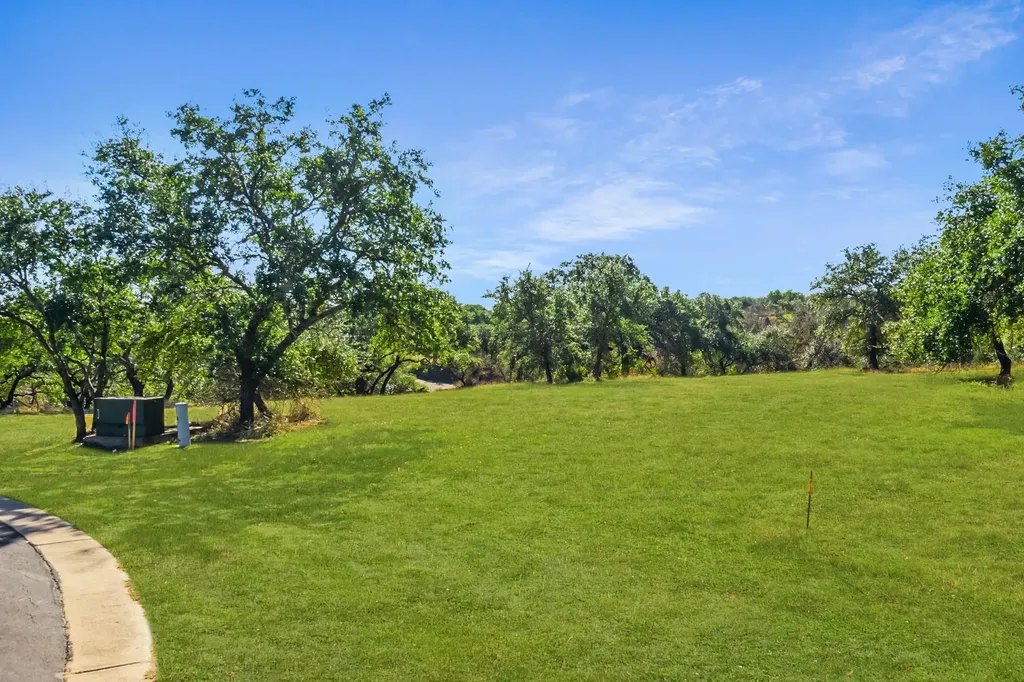 3509 Kahala Sunset Drive Spicewood TX 78669