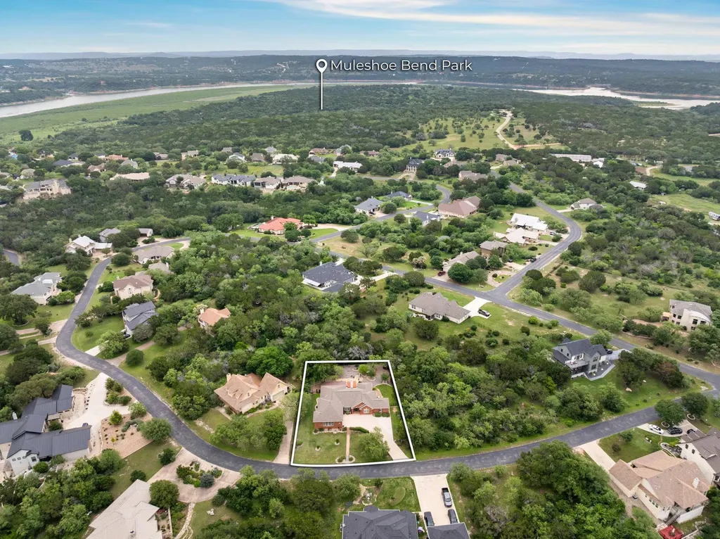 207 Cove Creek Drive Spicewood TX 78669