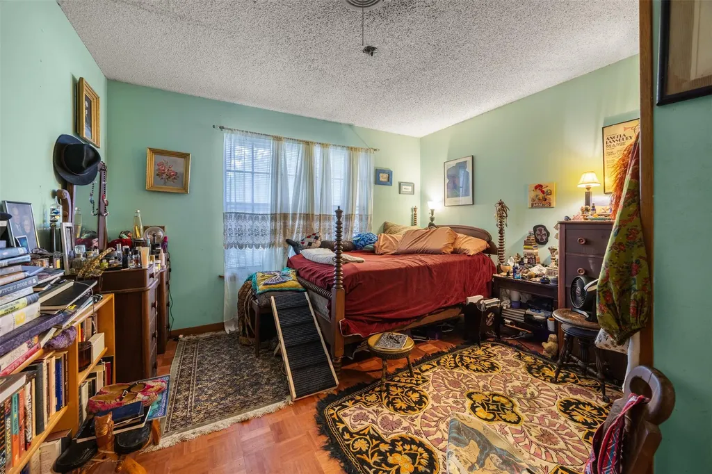 606 E Liberty Avenue Round Rock TX 78664