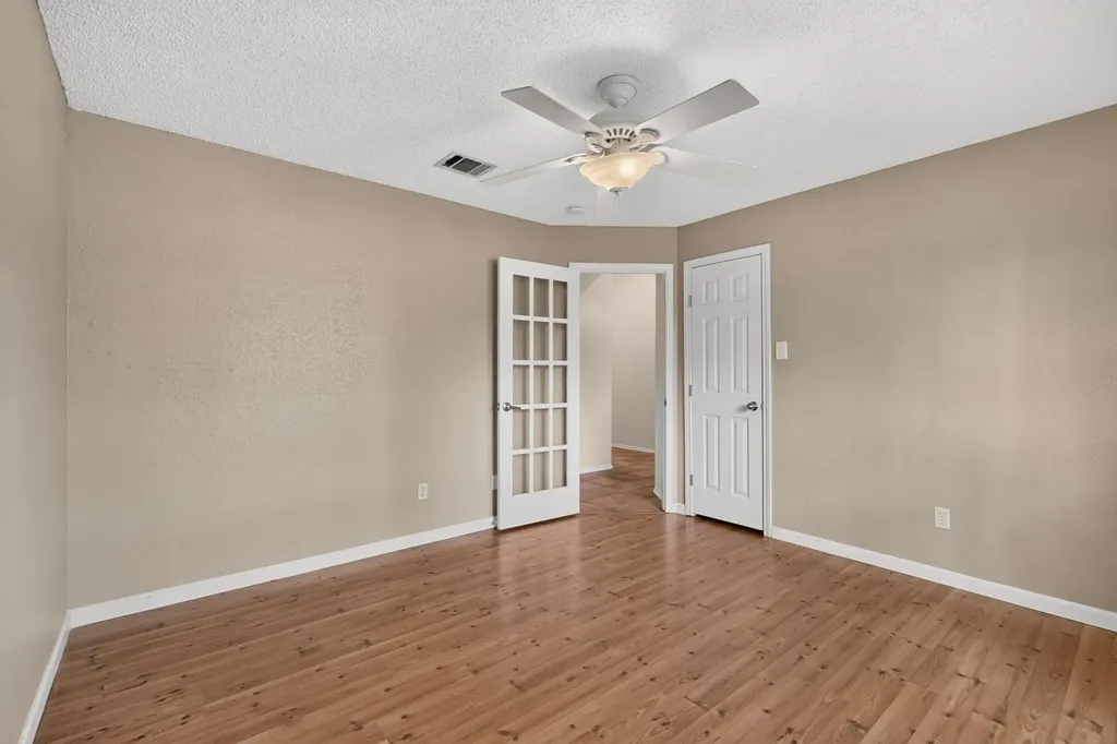 7441 Dallas Drive Austin TX 78729