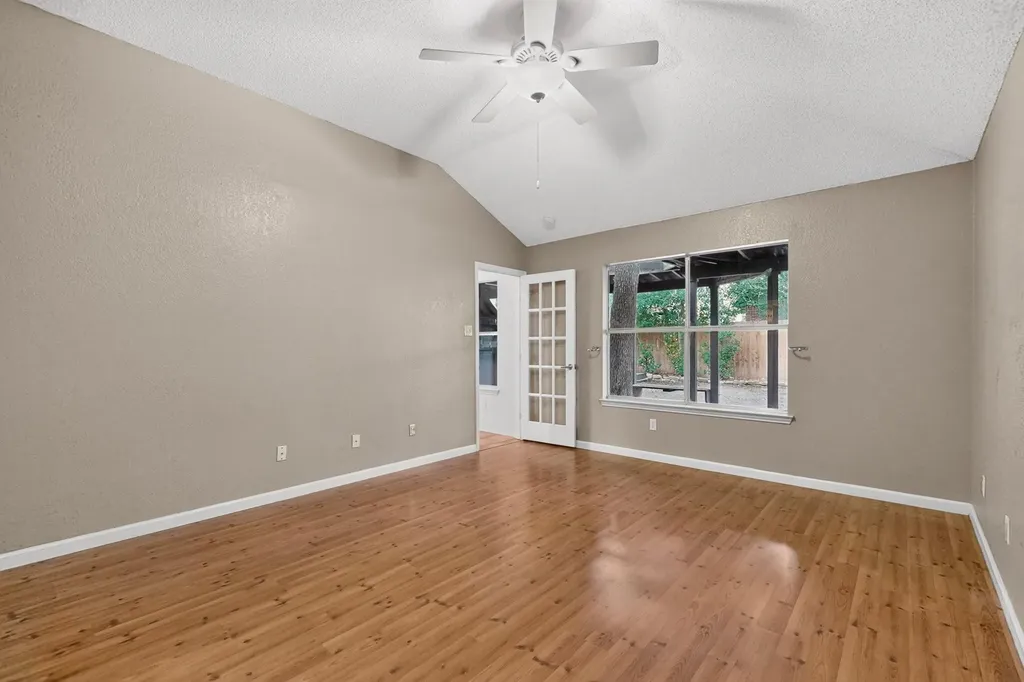 7441 Dallas Drive Austin TX 78729