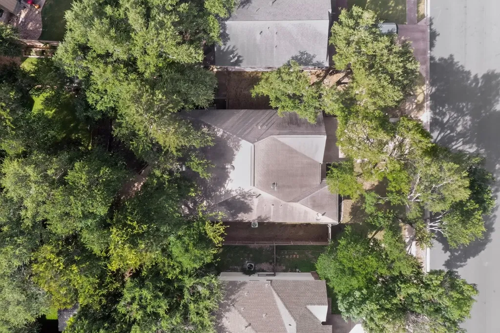 7441 Dallas Drive Austin TX 78729