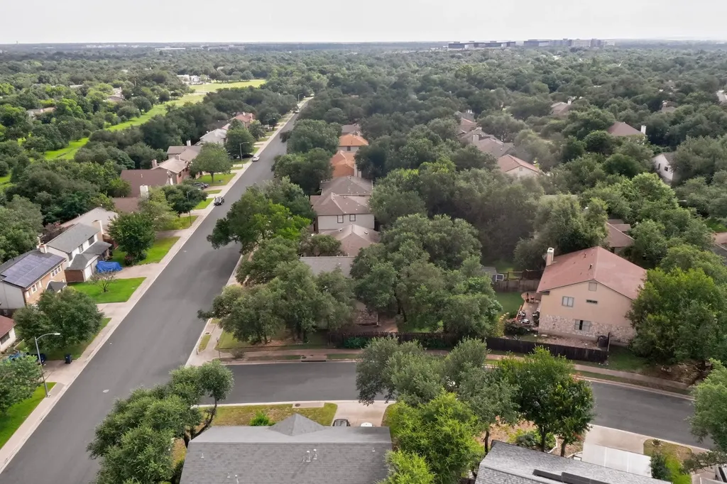 7441 Dallas Drive Austin TX 78729