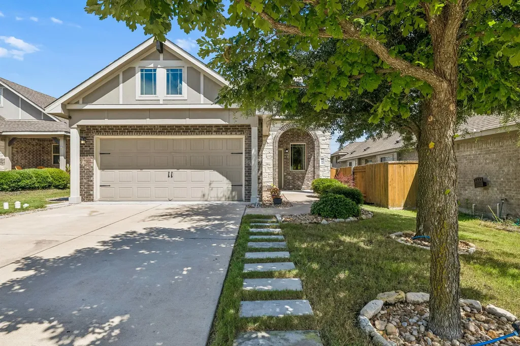 689 Nautical Loop Kyle TX 78640