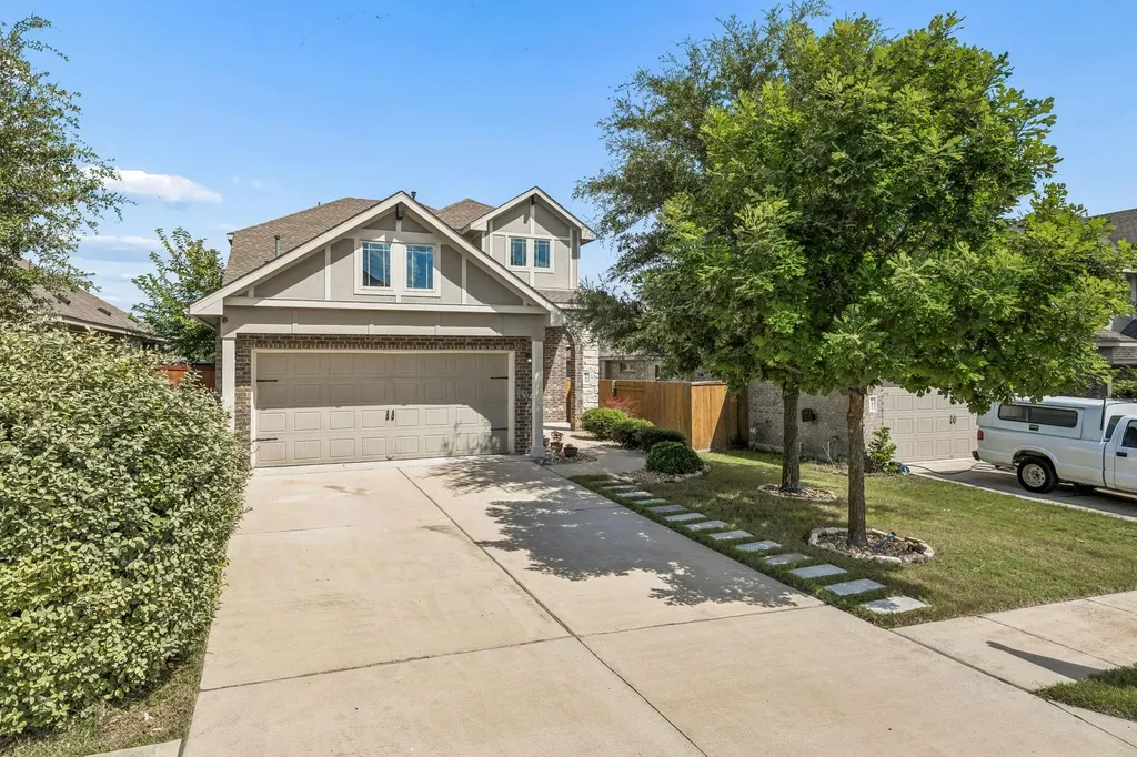 689 Nautical Loop Kyle TX 78640