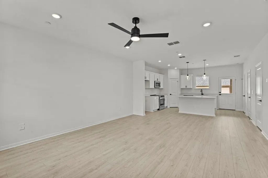 2535 Violet Theo Lane Round Rock TX 78665