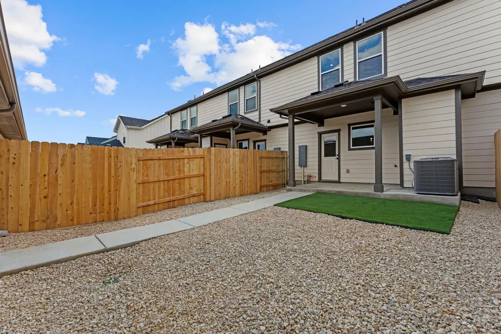 2535 Violet Theo Lane Round Rock TX 78665