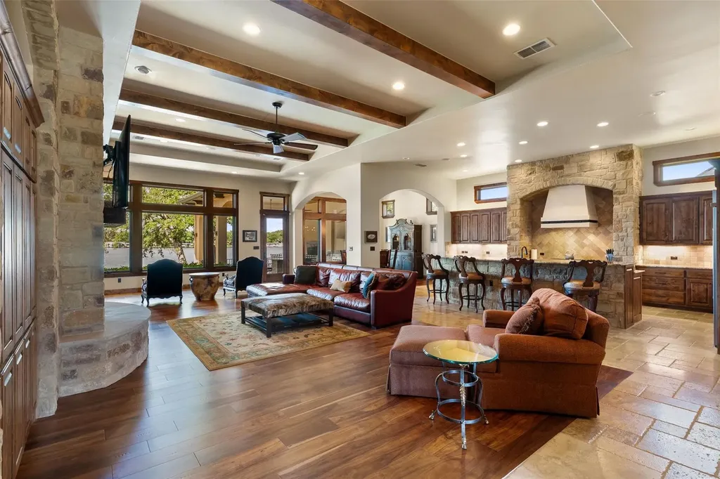 3612 Pack Saddle Drive Horseshoe Bay TX 78657