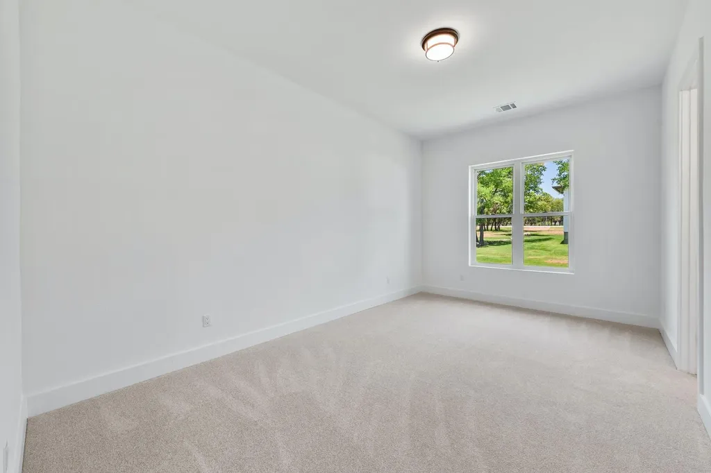 125 Stockman Drive Dripping Springs TX 78620