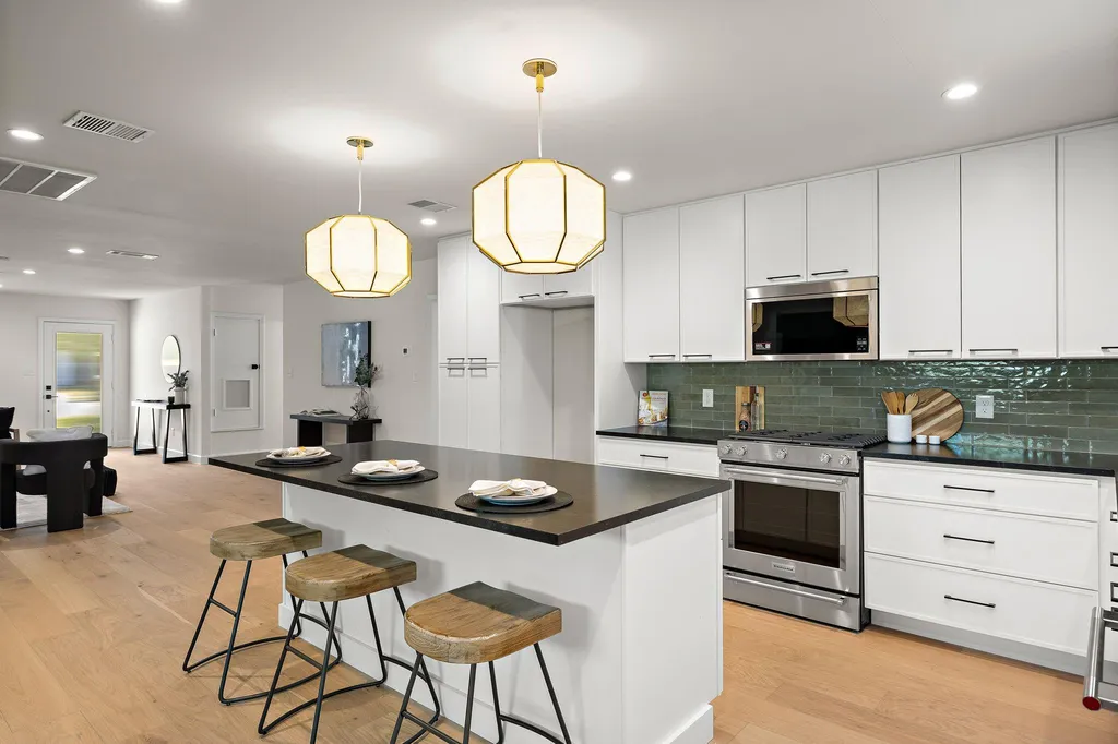 8102 Burrell Drive Austin TX 78757