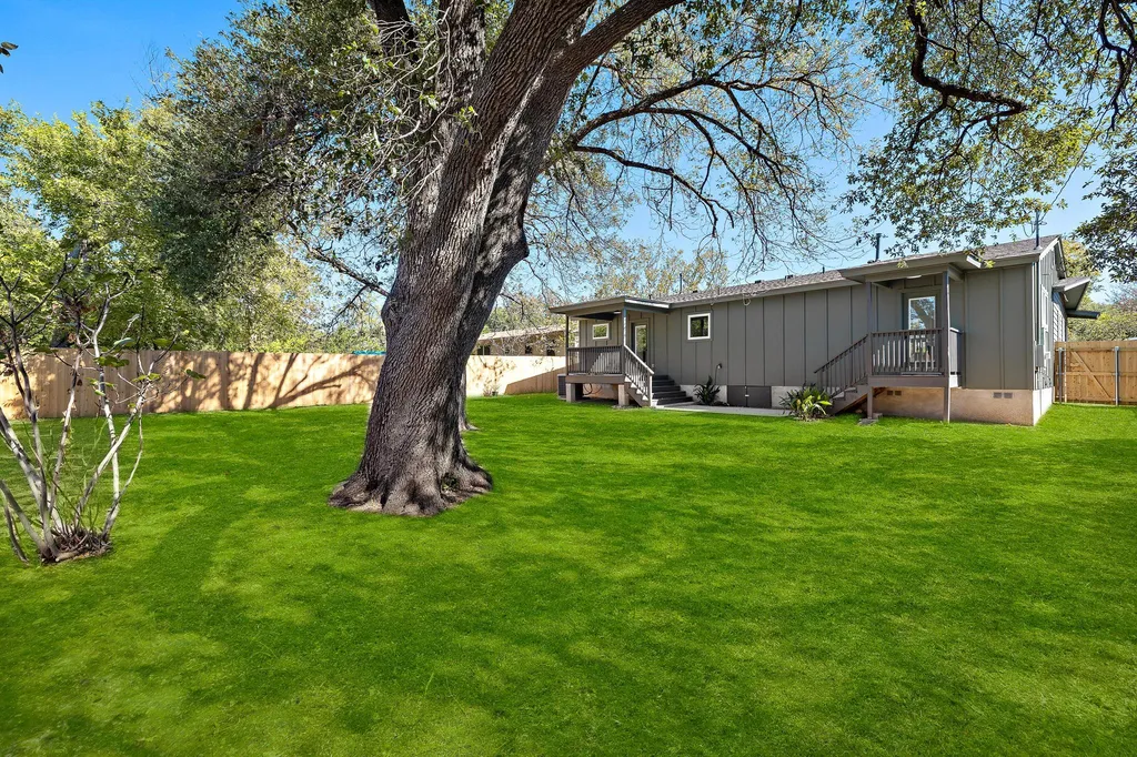8102 Burrell Drive Austin TX 78757