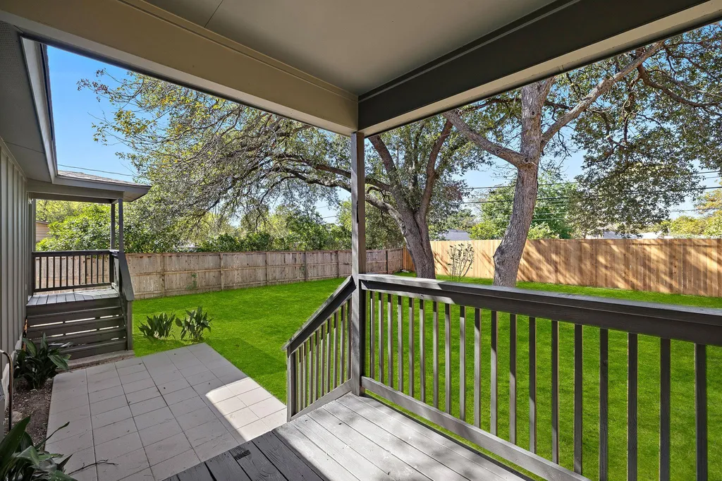 8102 Burrell Drive Austin TX 78757