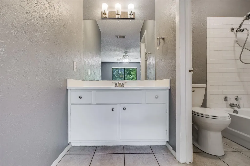 1103 Green Meadow Drive Round Rock TX 78664