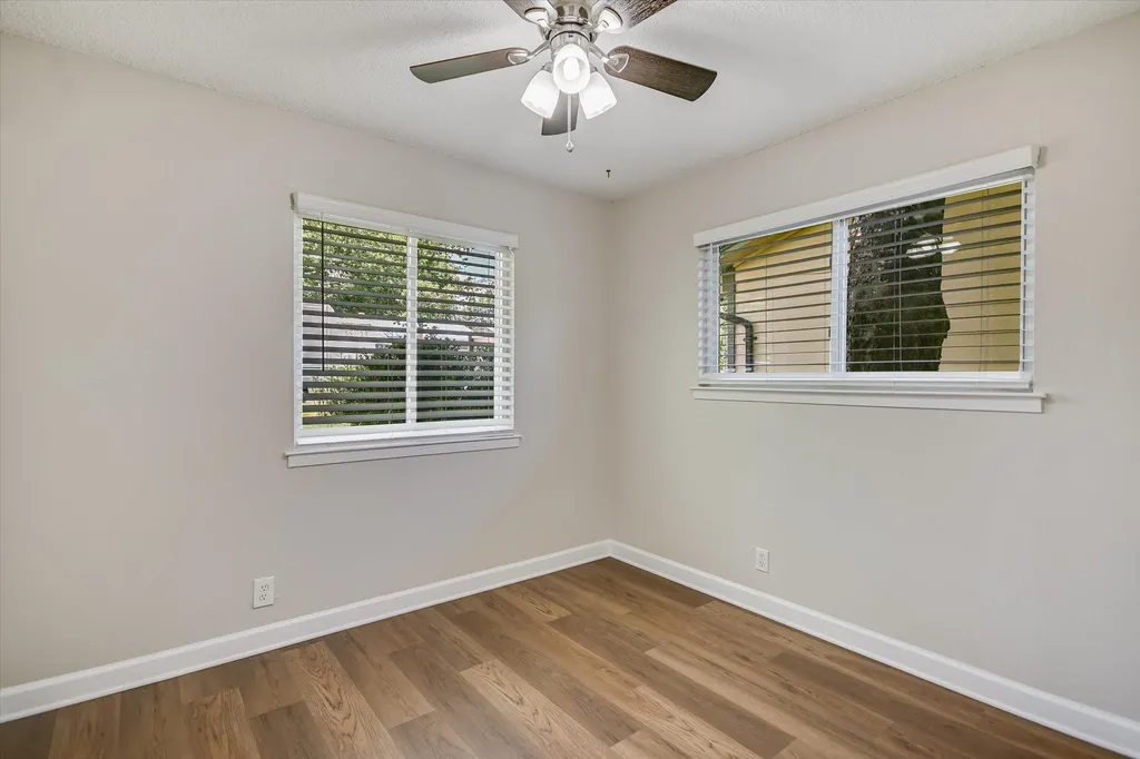 6101 Idlewood Cove Austin TX 78745