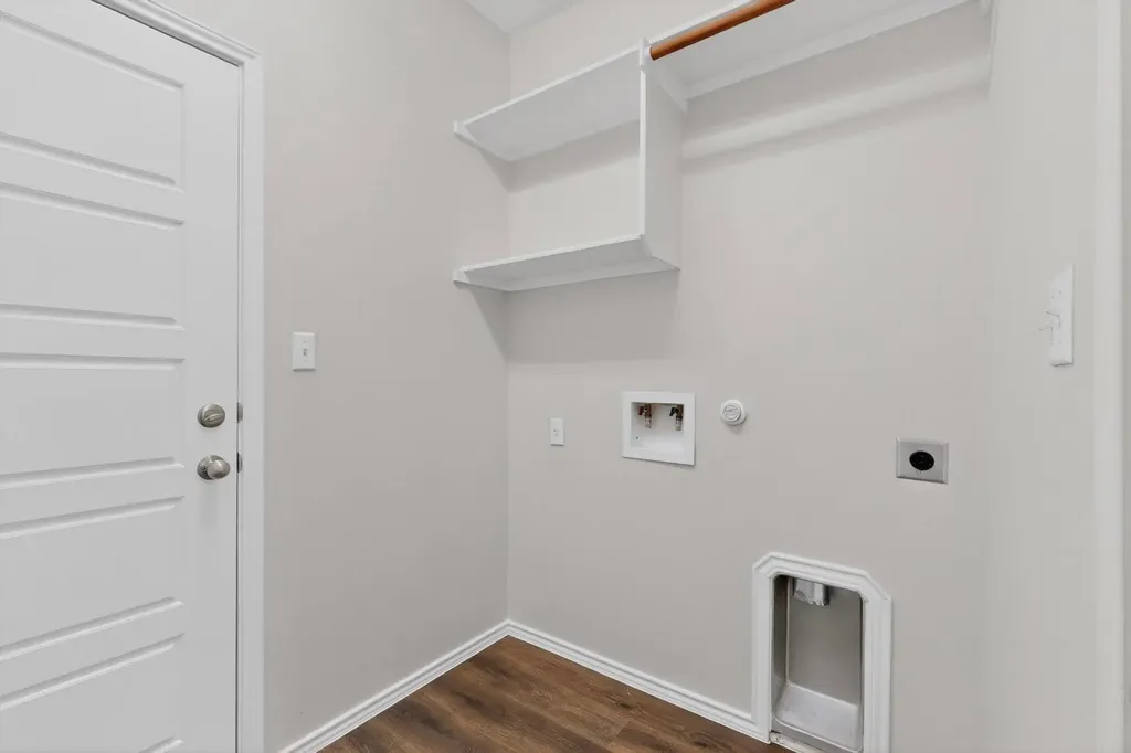 5417 Kara Drive Austin TX 78744
