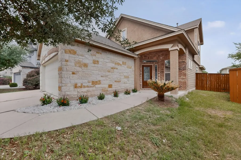5417 Kara Drive Austin TX 78744