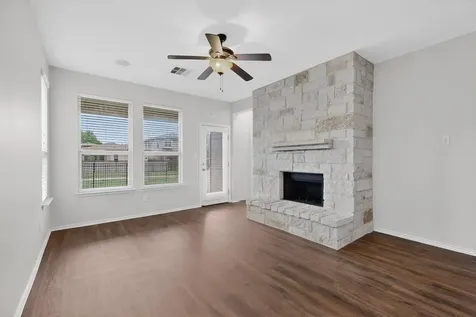 5417 Kara Drive Austin TX 78744