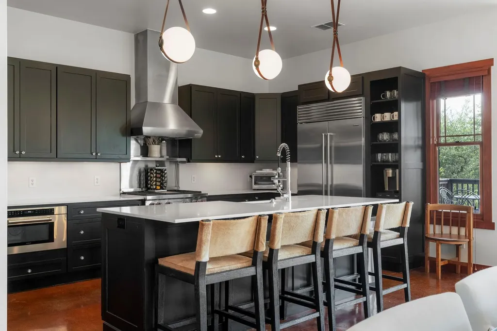 21311 Hamilton Pool Road Dripping Springs TX 78620