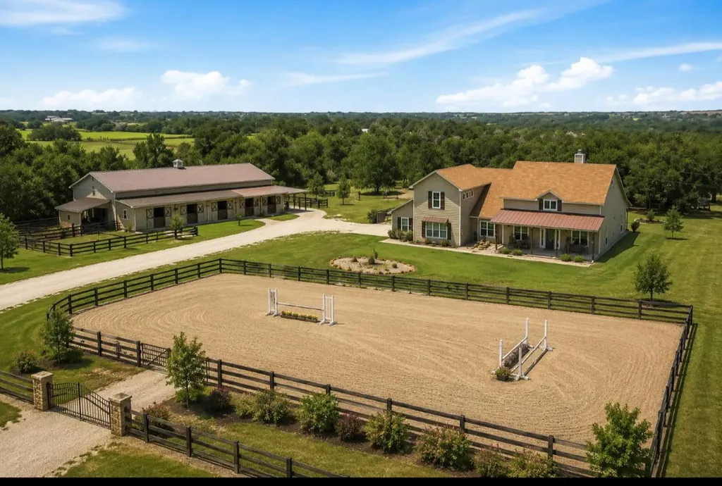 450 County Road 204 Liberty Hill TX 78642