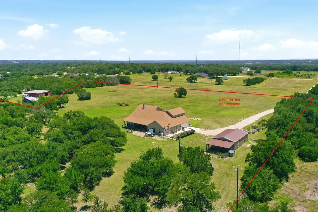 450 County Road 204 Liberty Hill TX 78642