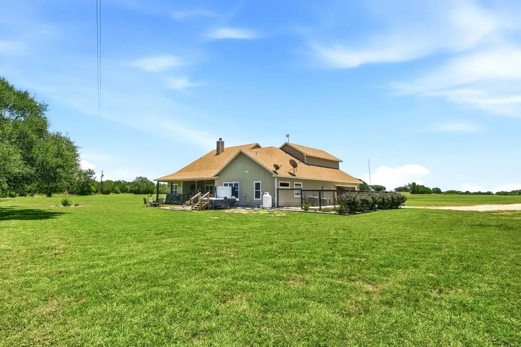 450 County Road 204 Liberty Hill TX 78642