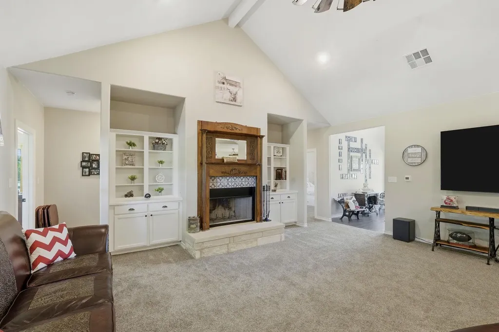 450 County Road 204 Liberty Hill TX 78642