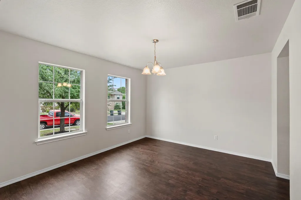 208 Dandelion Loop Kyle TX 78640