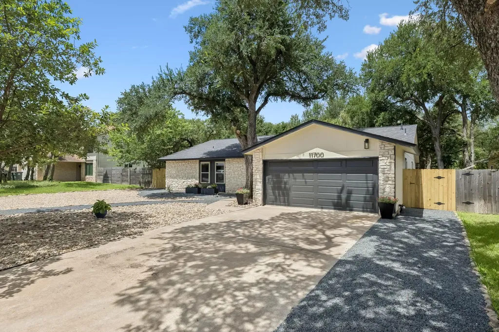 11700 Star View Trail Austin TX 78750