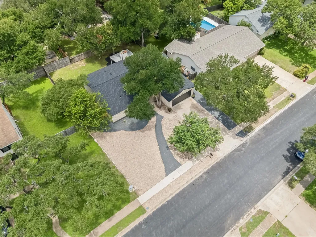 11700 Star View Trail Austin TX 78750