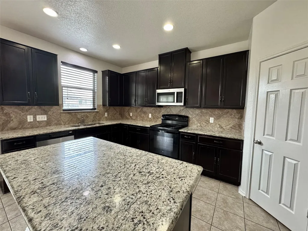 14509 Lake Victor Drive Pflugerville TX 78660