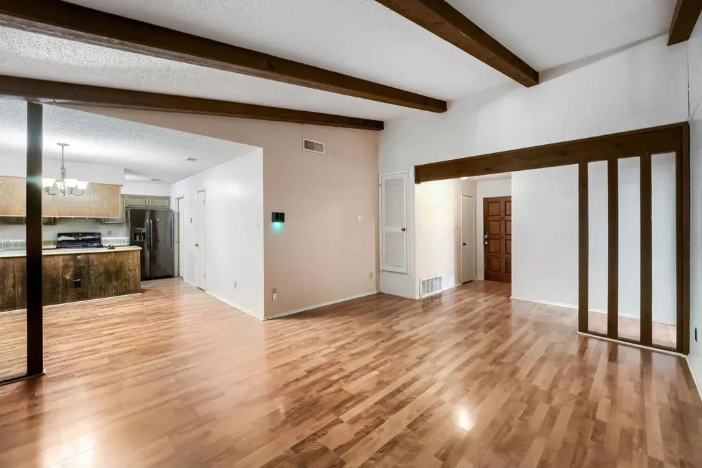 5107 Suburban Drive Austin TX 78745