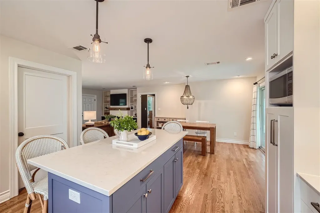 1215 Payne Avenue Austin TX 78757