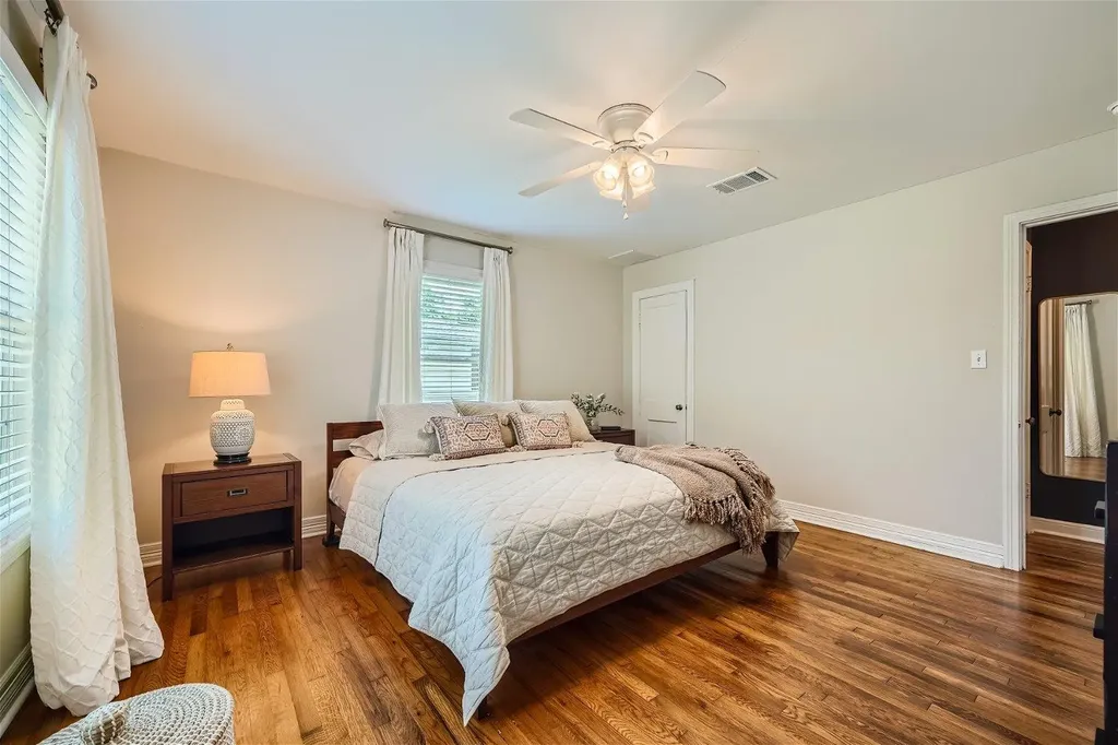 1215 Payne Avenue Austin TX 78757