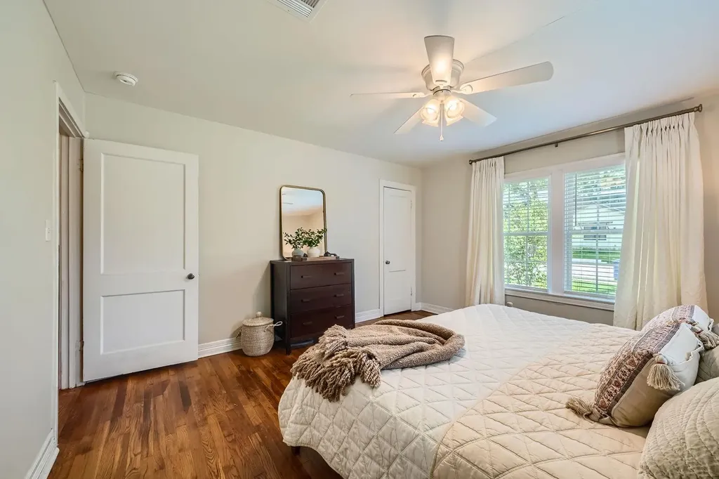 1215 Payne Avenue Austin TX 78757