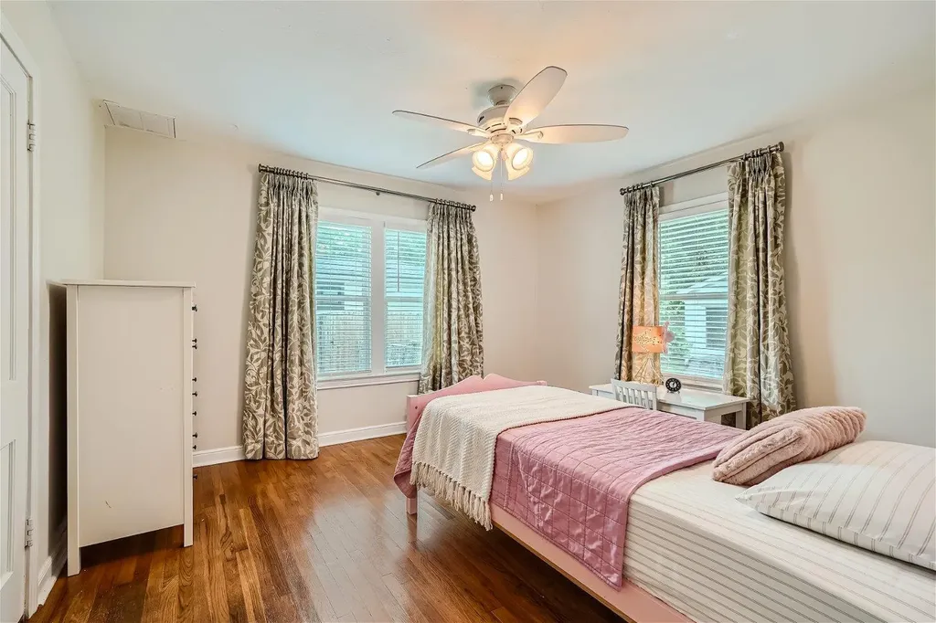 1215 Payne Avenue Austin TX 78757